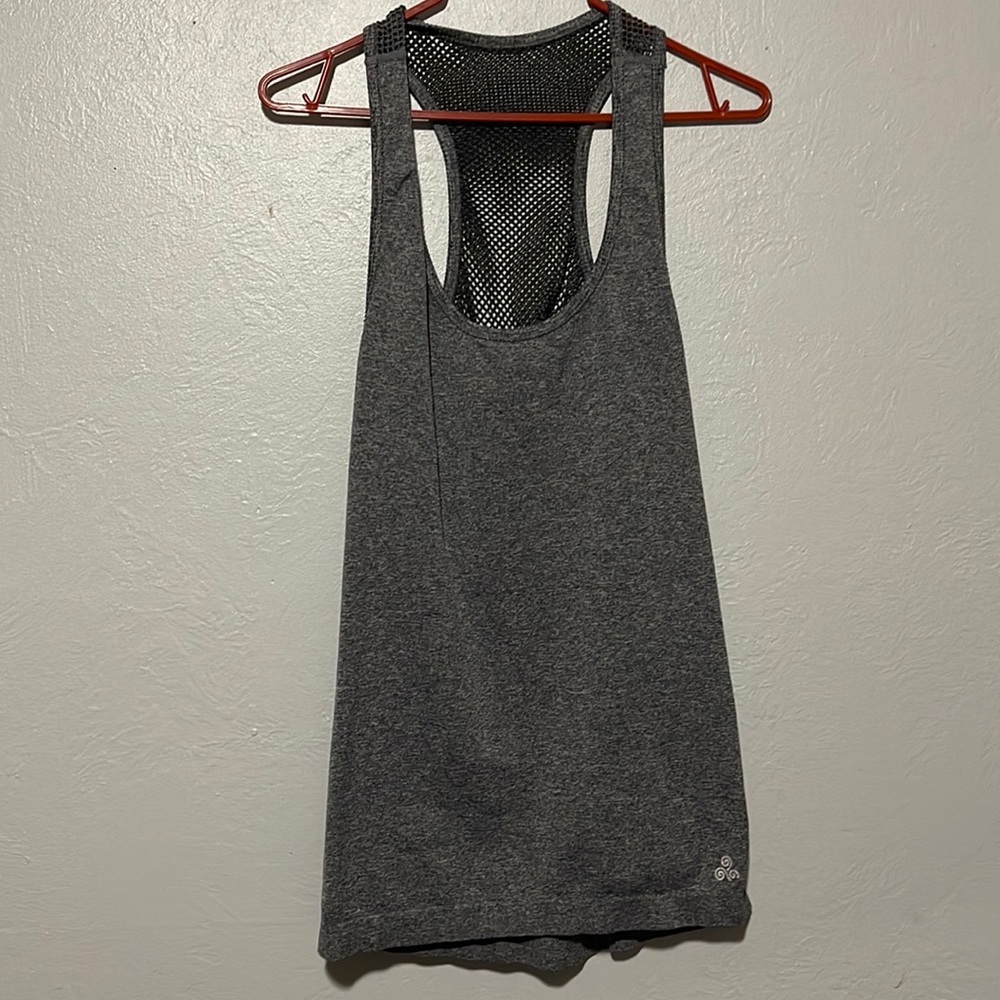 soho sport, size medium, grey color